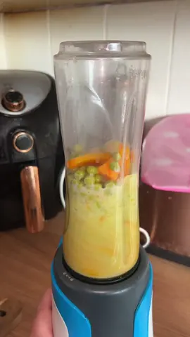 Some more recipes from my baby girls weaning journey. #babyweaning #babytiktok #babyrecipes #weaning #weaningjourney #weaningideas #weaningrecipes #6monthsold #babypuree #homemadebabyfood #babyfood 