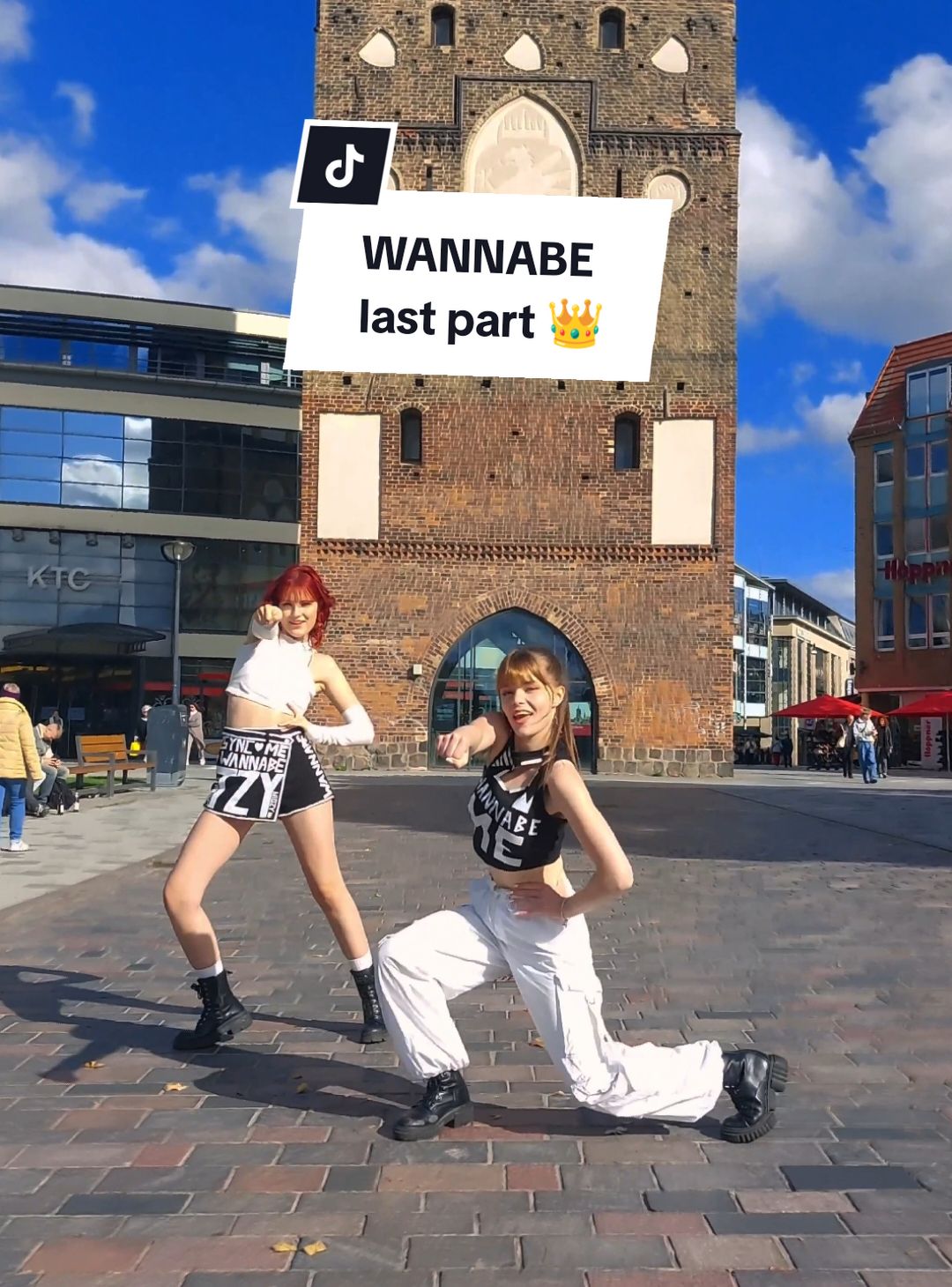 just wanna be me 💫 Enjoy our FULL DANCE COVER of WANNABE on YouTube (link in bio <3) 💃🏻💃🏻 #kpopdancecover #kpopinpublic #dancecover  #kpoprostock #kpopgermany #itzy #wannabe #itzywannabe #itzMe #wannabeitzy