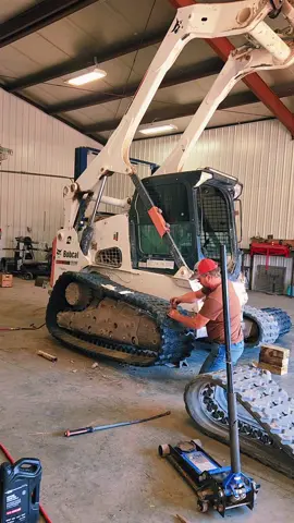 I just about lost a Skiddy shoe. So I guess it's time to resole the ol'gal! Hyperlapse doesn't record sound so you don't get the opportunity to hear me cuss out a piece of equipment. #Bobcat #skidsteer #tracks #onemanshow #sendhelp #mechanic #ctl #t870 #eatbeef #agtok #cowtok #rancher  #ranching #livestock #cattle #agriculture #calves #cowcalf #cows #beef #fyp #foryou #foryoupage #fypシ 