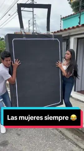 Las mujeres siempre que las invitas a salir de Viaje 😂