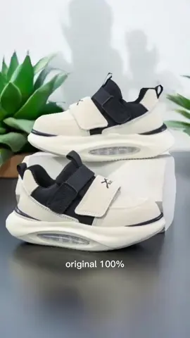 Sepatu anak laki-laki perempuan original 100% sneakers pesta lucu kode Q-54 cocok untuk sepatu sekolah SD SMP,bermain dan berlibur#sepatuanak #sepatusekolah #sepatuanakpriawanita #wibgajian #belilokal #bisacodseindonesia #guncangpromo1010 