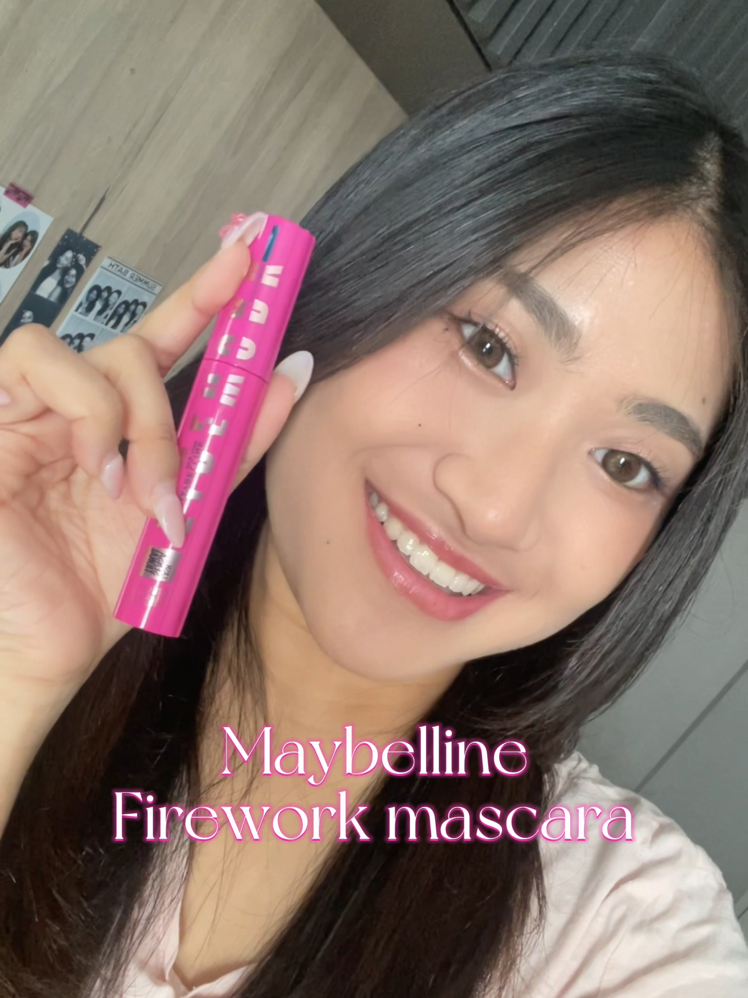 ทั้งวันขนตายังเด้งสวย #Maybelline #Maybellinefirework #Fireworkmascara #มาสคาร่าขนตาพลุ #MaybellineThailand #Fireworkพุ่งกระจายเฉิดฉายเต็มตา #mascara #มาสคาร่า #ป้ายยา #รีวิวMaybelline #Maybellinesquad