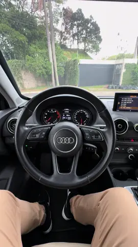 Audi A3 1.4 TFSI Ambiente Tiptronic (Flex) 2018 • 47.800Km 150cv  ——————————- Blindagem Nível 3A Prestige  Vidros AGP B33  ——————————- TURDO MOTORS: R$119.990,00 ——————————- Canal de atendimento personalizado! (11) 94142-8060 (WhatsApp)