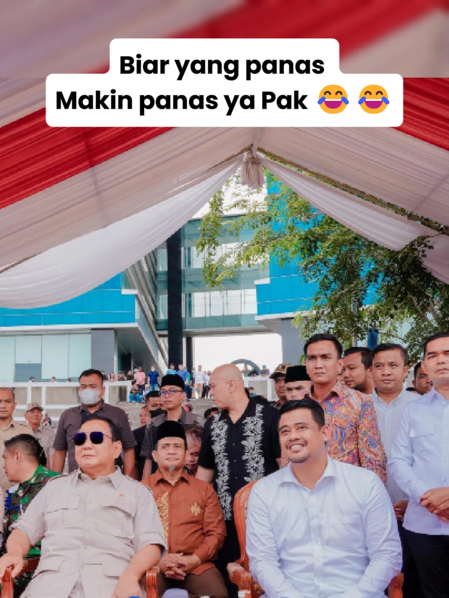 Panass eaaaaaaa 🫵🫵😂 #bobbynasution  #fypviralシ  #kolaborasisumutberkah  #1  #bobbysurya  #satutujuan #sumaterautara #XYZ #xyzbca   #GEMAS  #GENERASIEMAS  #fyp  #wowolovers #prabowo