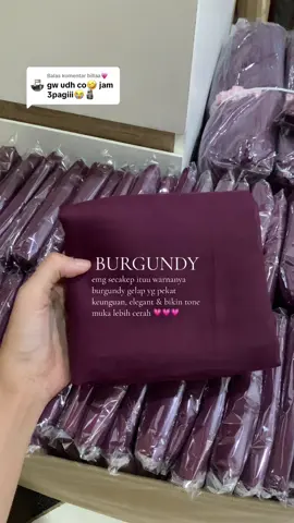 Membalas @billaa💗 gmna ga bela bela in co jam 3 pagi? meleng dikit uda sold out lagiii😫💗💗 #parisjadul #neiscarf #parisburgundy 
