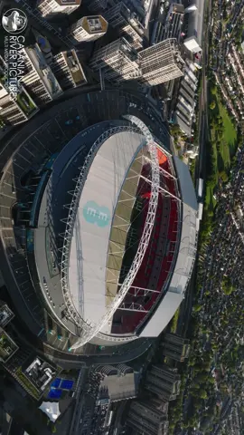 Flying over Wembley Stadium #drone #dronevideo #droneshot #wembleystadium 