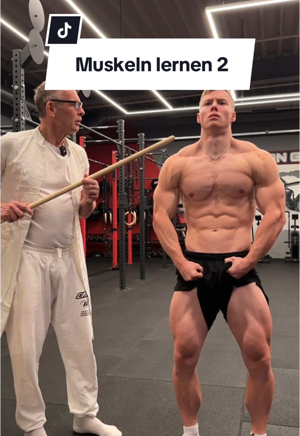 Trapezius, Deltoideus, Brachioradialis #gym #muskelgruppen #bodybuilding #meme #muskeltanz @TheGeneticDad