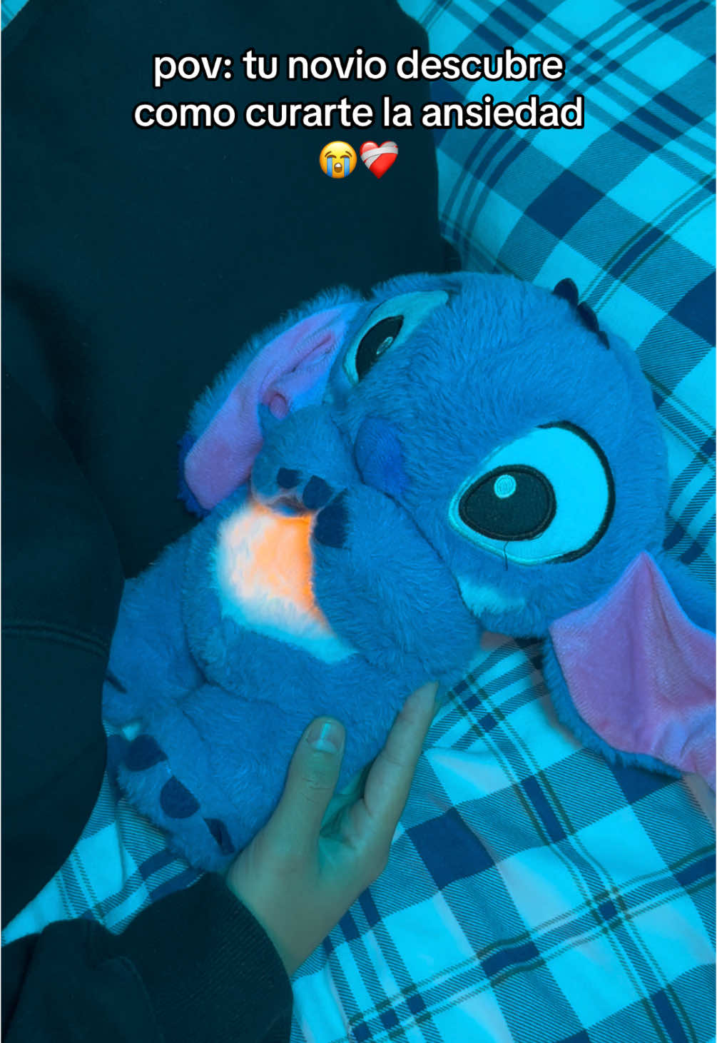 Este stitch me hace sentir segura sin mi novio 😭❤️‍🩹 #stitch #liloystich #disney #stitchquerespira #ataquedeansiedad #ansiedad #insomnio #regalonovia