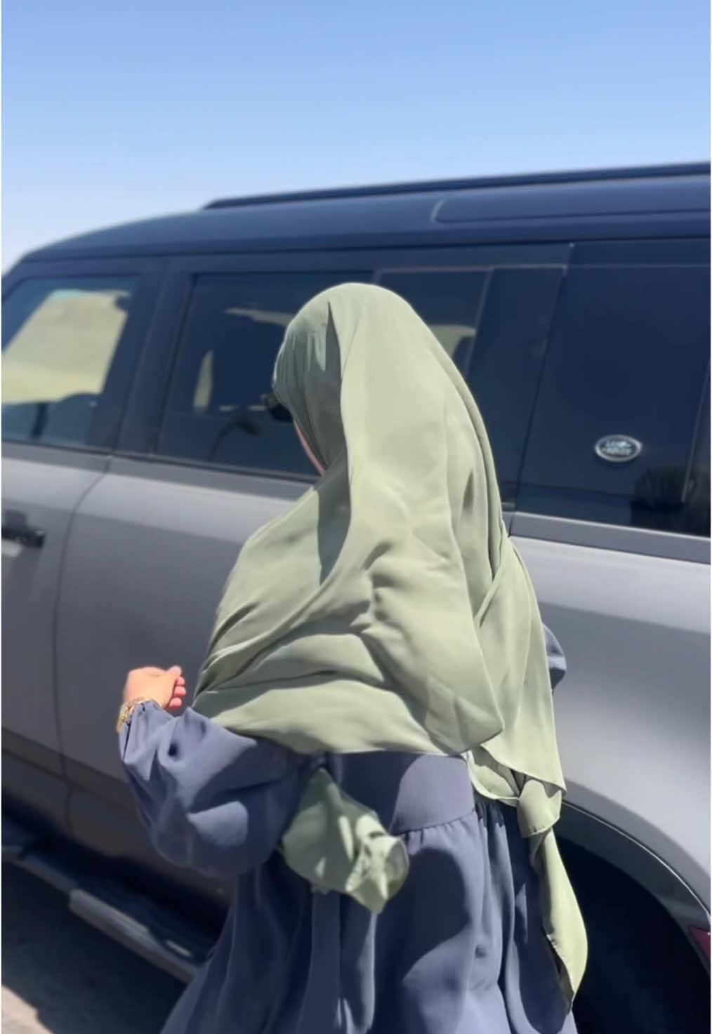 but I am happy 🤍 #hijabi #outfit #defender #vacation #jordan 