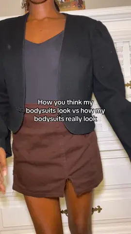 Short torso problems #shoulderpads #blazer #bodysuit #miniskirt #fashionhack #petitefashion 