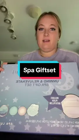 This is a great giftset. Treat yourself 🥰 #spa #giftset #gift #giftideas #mumsoftiktok #dadsoftiktok 