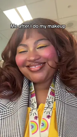 I wasnt sad I just needed to put on lip gloss #LifeHack  #blackgirlmakeup #blackgirlcontentcreator #makeuphack #yelloweyes #copperhaircolor #blackgirlhairstyles #makeupforblackwomen 