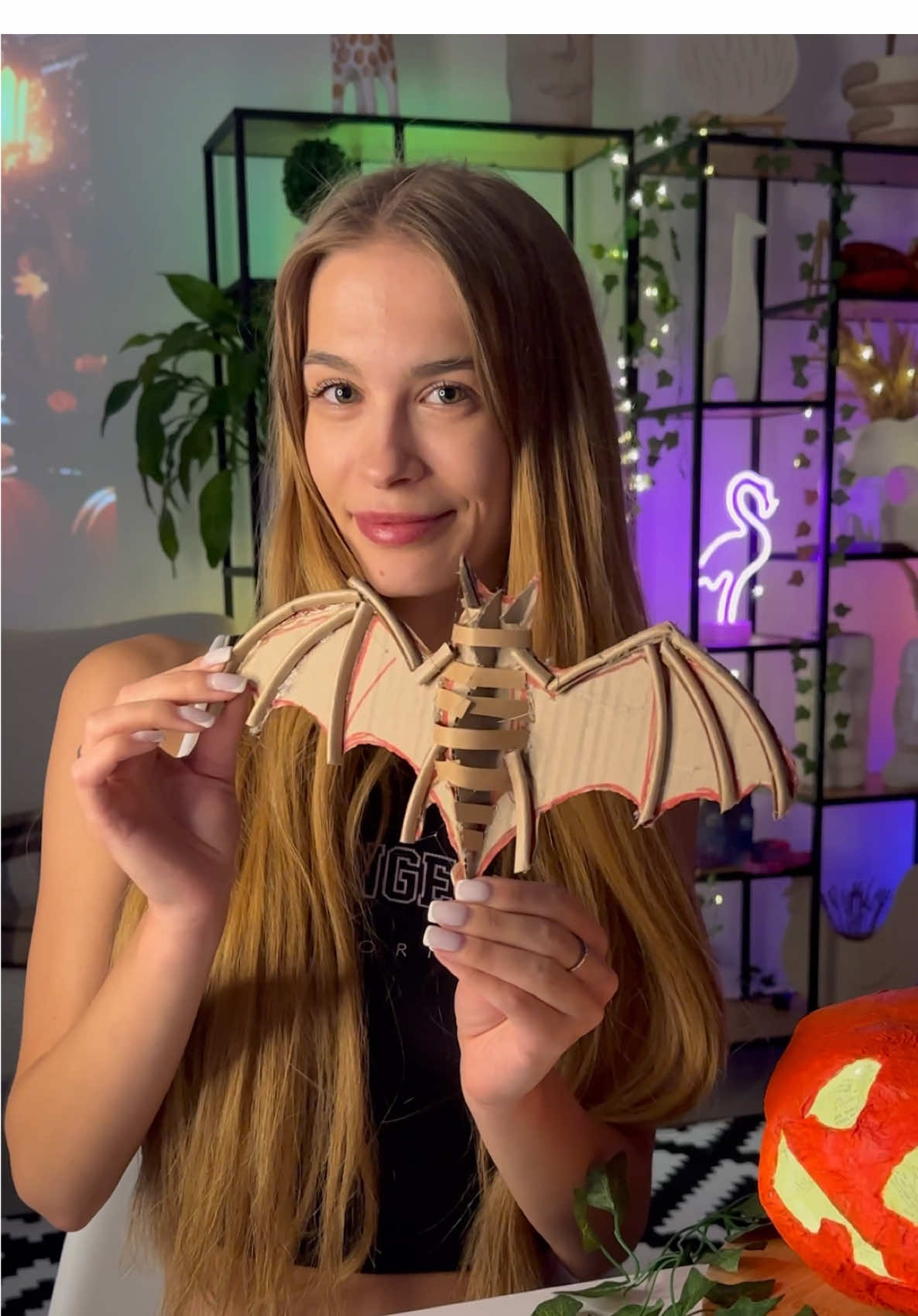 Spooky And CUTE Fall DECOR 🦇 Visit my Etsy Store➡️ Link in bio💔#halloweendiy #diyproject #diycraft #processvideo #DIY #craftidea #handmade #tutorial #LifeHack #dollartreediy #cardboardcrafts #paintingtutorial 