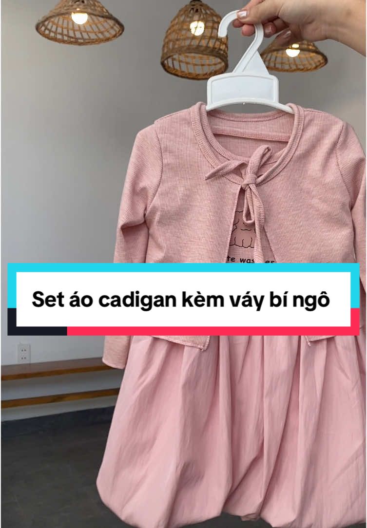 Set áo Cadigan kèm váy bí ngô #xuhuong #thinhhanh #thoitrangthudongchobe #ttlktiktokshop #thobabykids 