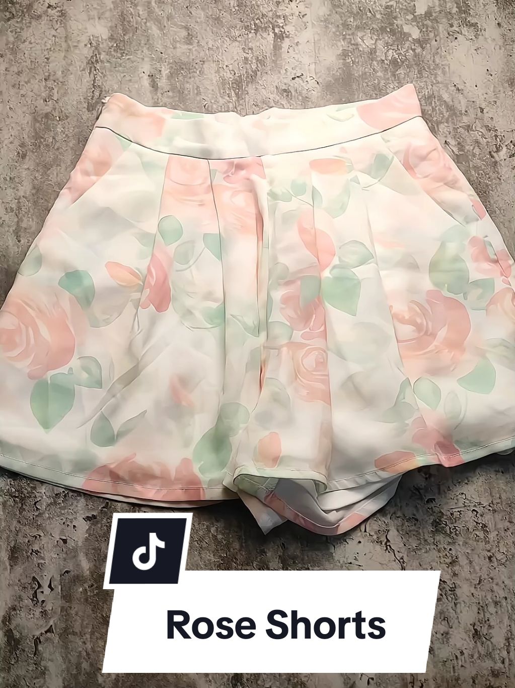 Rose Shorts - 90k . Kalo tertarik bisa langsung klik link di bio yaa, thankyou!✨ #clearancesale #bajubangkok #foryou #fypシ #foryoupage #fypシ゚viral #ConSantanderConecto 