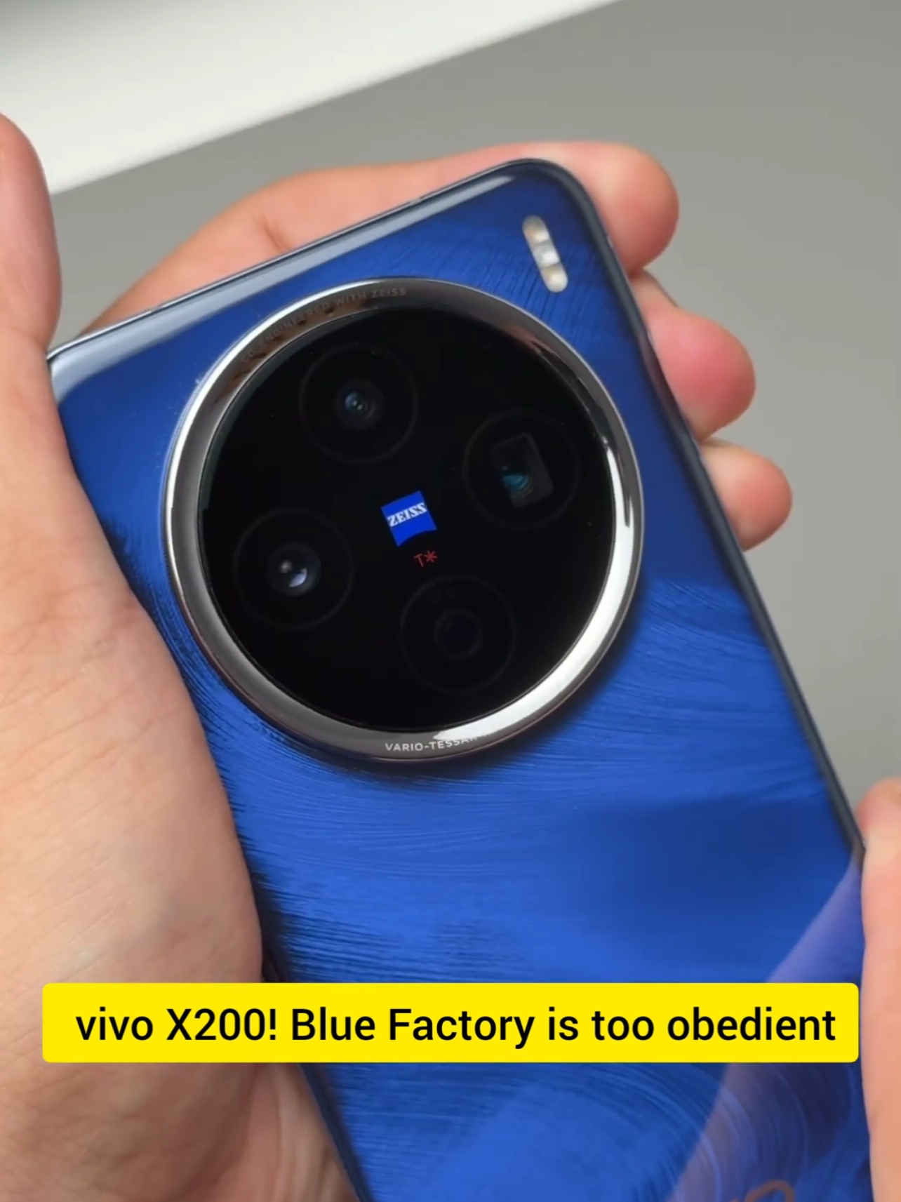 Get a sneak peek at vivo X200! Blue Factory is too obedient #vivo #vivox200 