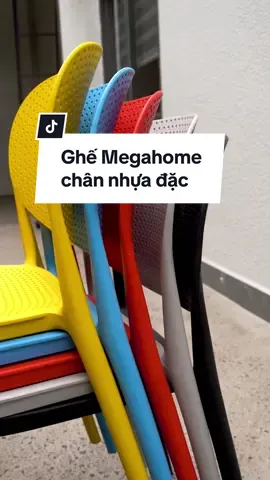 Nếu bạn đang tìm kiếm 1 chiếc ghế bền bỉ, chịu được mọi thời tiết khắc nghiệt thì em ghế Megahome chân nhựa đặc là ứng cử viên xuất sắc. Thử ngay nhé! #megahome #ghenhua #giadungtienich #noithat #ghe