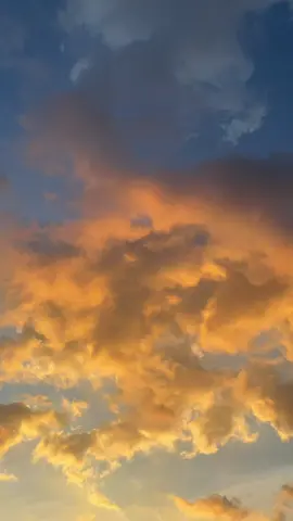 maybe in another life #sunset #clouds 