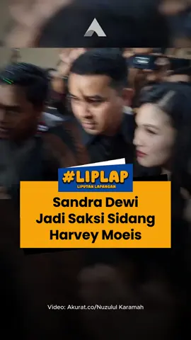 Sandra Dewi menjadi saksi dalam sidang suaminya, Harvey Moeis, terkait kasus korupsi timah di Pengadilan Negeri Jakarta Pusat. #viral #korupsi #sandradewi #infojkt #akuratco 