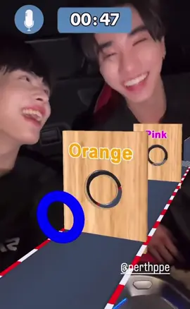 PerthSanta join the trend.. I cannot they're just so adorable while struggling pronouncing the right word. their laugh was just so satisfying to hear 😂🖤🤍