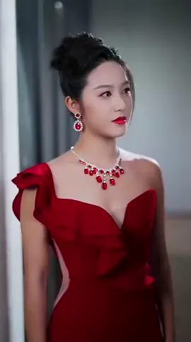 第1集:姜小姐她是王牌大佬 #因為一個片段看了整部劇 #好劇推薦 #短劇 
