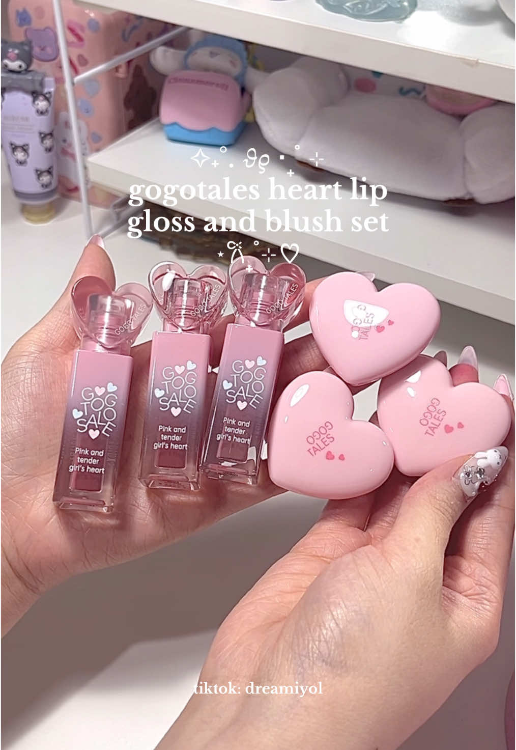 set tergemes dari gogotales!!! cakep banget🥹🎀🩷 #gogotales #cbeauty #lipglossswatches #creamblush 