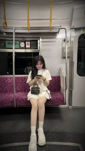 Phone cho e những lúc a một mình…🧏‍♀️ #名古屋 #fyp #xuhuong #nhatban🇯🇵 #愛知 #17thaibinh #codon 
