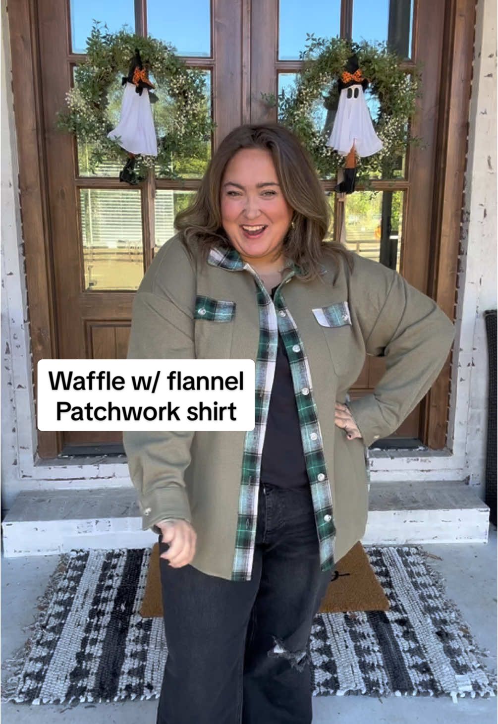 Love this waffle flannel paired with the flannel patchwork #patchwork #flannel #waffleknit #shirt #falldealsforyou 