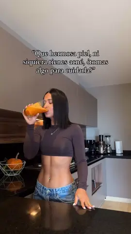 🔰 Jugo para la piel, de los ingredientes que uso,✨️ - – hojas de Hierbabuena (antiandrogenico), varias zanahoria (vitamina A, antiinflamatorio), cachito de jengibre (antiinflamatorio, antioxidante). By lindamont✅️☑️✔️ - – otros: canela, col-repollo morado, linaza, té verde, menta, etc. TAMBIÉN - disminuyó el consumo de refinados e inflamatorios (alimentos que favorecen el aumento de insulina y androgenos) - - visitó al dermatólogo | vez al año - duermo mínimo 7h diario -hidratación para el cuerpo, y para la piel con aceites y cremas corporales sin sulfatos, parabenos - ejercicio💥 - – este es debatible, pero exfolió mi piel | vez al mes. #pielsuave #jugossaludables #recetassaludables #teverde 