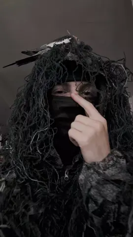 my ghillie arrived :v #cosplayer #mask #tactical #military #ghilli #maskeddancer #masked #fypage #trendingvideo #yuurei #bird #trends #dancechallenge #ghilliesuit #camouflage #codcosplayer #fypage #parati #fyp #masktok #militarycosplay #fy #tiktok #spaincosplay #callofdutycommunity #pets 