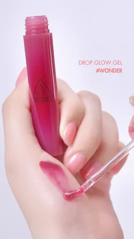 Bà nào mê môi căng mọng, nhìn là iu thì thử ngay son bóng Drop Glow Gel nè! 💖 #3CE #3CESTYLENANDA #3CEVIETNAM #3CEVN #FYP #3CEDROPGLOWGEl #KOREANMAKEUP #MAKEUP #MAKEUPTRANSITION #LearnOnTikTok #GOCLAMDEP #GOCMAKEUP #GOCTRANGDIEM  #LIPPIE #3CELIP #3CELIPSTICK #VIRALLIPGLOSS
