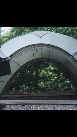 Camping in a light rain, light cooking is extremely comfortable #campinglife #camping #survival #bushcraft #Outdoors #shelter #satisfying #asmr #fyp