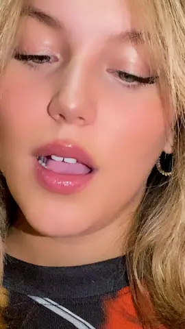 #tiktok #maroc🇲🇦algérie🇩🇿tunisie🇹🇳🙏🏼❤️‍❤️‍🔥🤗 #CapCut #مشاهير_تيك_توك #foryou #الشعب_الصيني_ماله_حل😂😂💪 🖤🥀😉