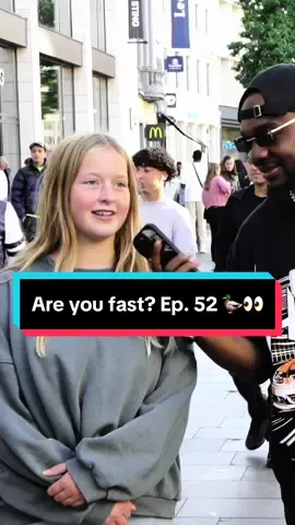 Are you fast? Ep52 - Race lost because of 🦆👀😆   #Running #areyoufast #workout #race #streetinterview #belgie #nederland #foryourpage #nellyisrunning 