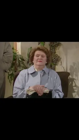 #KeepingUpAppearances #90s  #hyacinthbucket #patriciaroutledge #Cliveswift #england #richardbucket #onslow #daisy #elizabeth #comedy  #thebucketwoman  #sitcom #britcom #violet #rose #emmet #sitcom #britishsitcom #hyacinthbouquet #itsbouquet #comedysitcom #hyacinthandrichard #elizabethandemmet #britishcomedy  #sitcom #bbc #bbcsitcom #itvsitcom #uk #england #1990s  #television #tv @britboxtv @bbc @itvxofficial @itv @itvstudiosamerica 