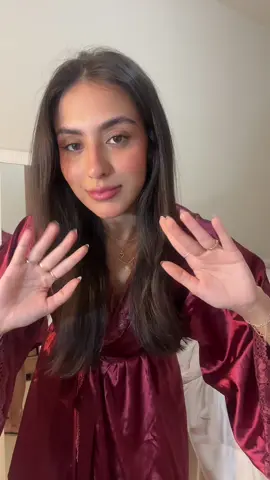 O que acharam do look de hoje?? Troquei o tênis depois 🤎 #fashiontiktok 