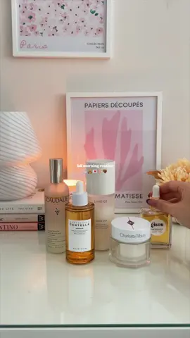 happy thursday besties!! 🤎🧸 #morningroutine #morningroutineaesthetic #morningaesthetic #softgirlmorning #softgirl #girlyaesthetic #girlyroutine #pinkaesthetic #neutralaesthetic #girlytiktok #pinkpilatesprincess #pinterestaesthetic #pinterestmorningroutine #cleangirlaesthetic #softgirlera #SelfCare #thatgirlaesthetic #thatgirl #routines #grwmroutine @Caudalie @SKIN1004 Official @laneigeca @Gisou @Charlotte Tilbury @Maison Margiela 