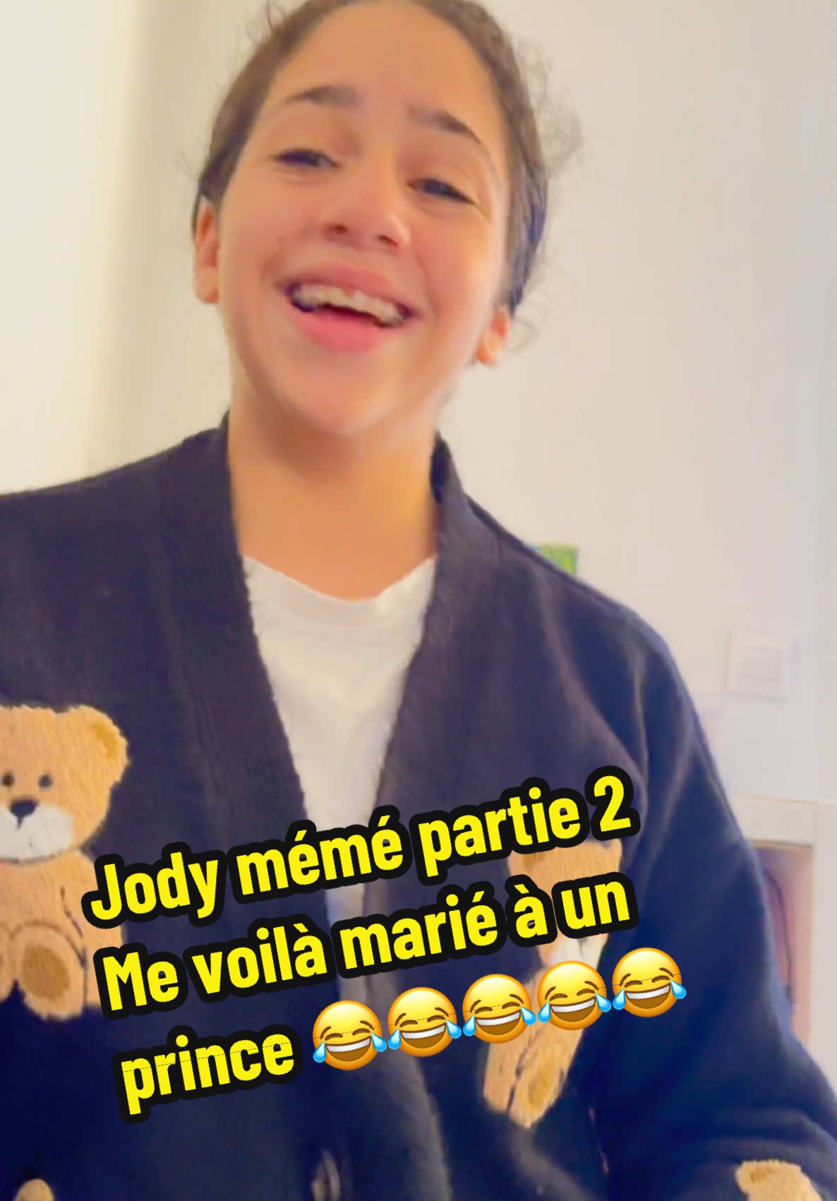 Jody vous a promis la partie 2 de mémé Jody alias mémé sarfati une fois de plus elle m’a plié de rire voilà que maintenant elle veut que j’epouse un prince elle est très douee dans l’improvisation ma Jody😂😂😂#drole #enfant #rire #pourtoi 