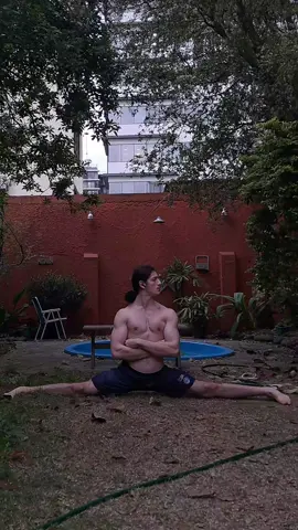 Espacate lateral simplificado! - - - - - #calistenia #yoga #alongamento #flexibilidade #flexivel #treino #treinoemcasa #fyp #fy