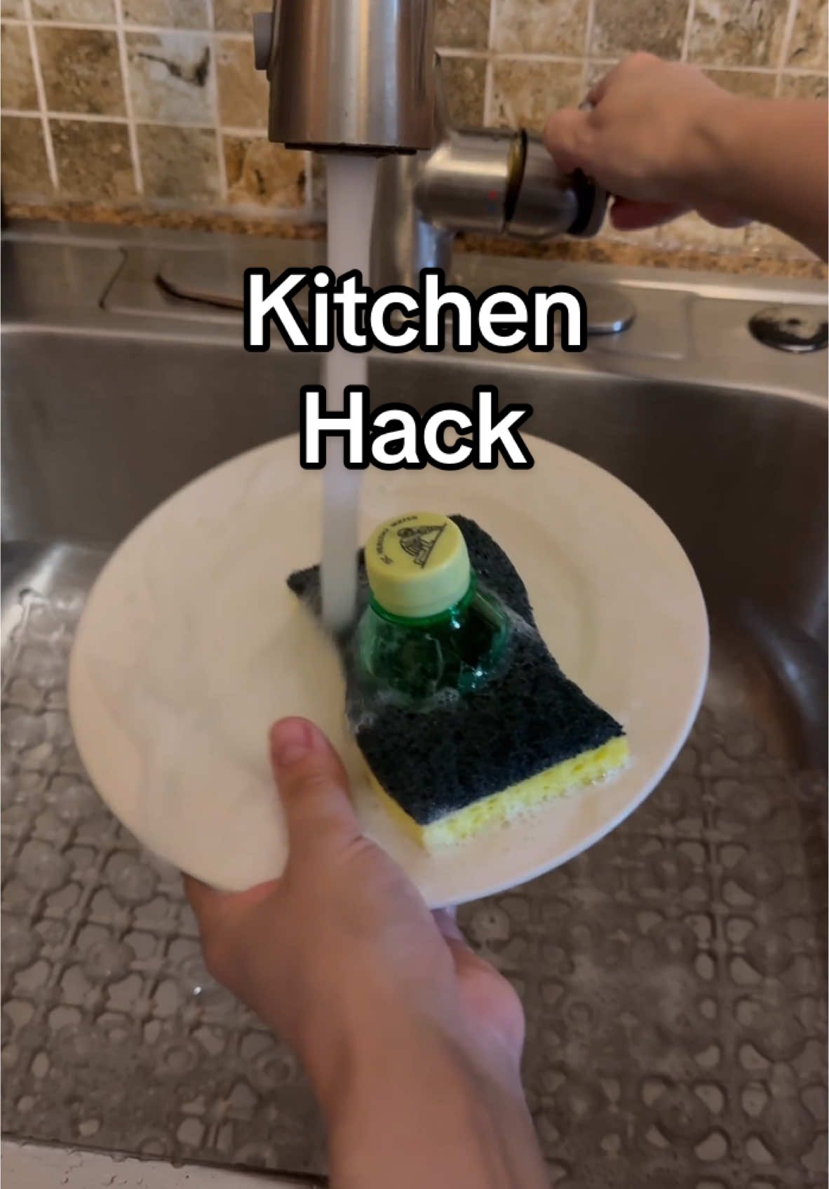 #hack #kitchen #life #LifeHack #MomsofTikTok #mom #clean #cleaning 