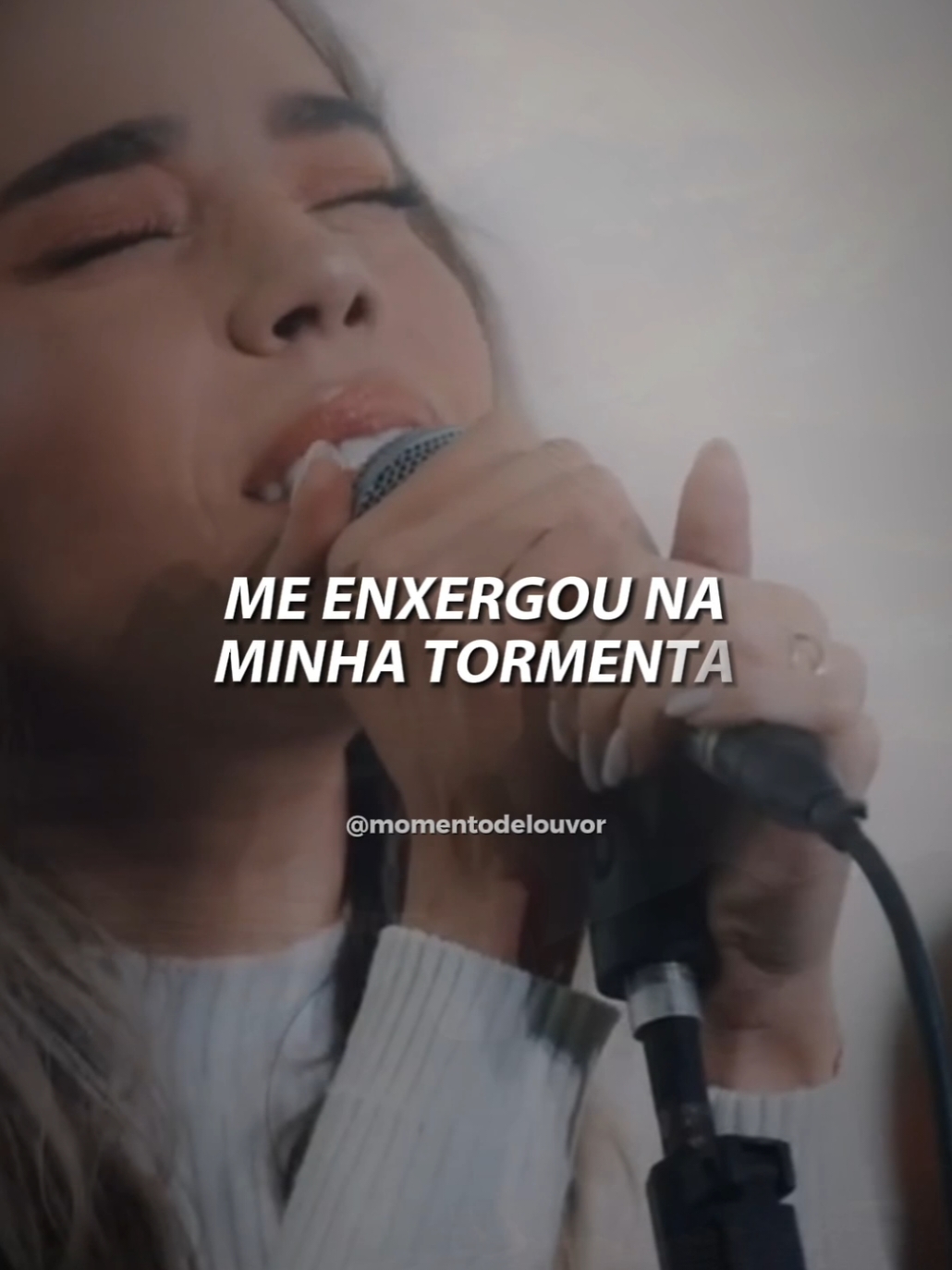 O meu Pai não me rejeita!!! 😭❤️‍🔥🙌🏼 #musicagospel #gospel #louvor #hino #louvoreadoração #adoracaoadeus #adoracaoelouvor #musicagospelparastatus #louvorgospeltiktok 