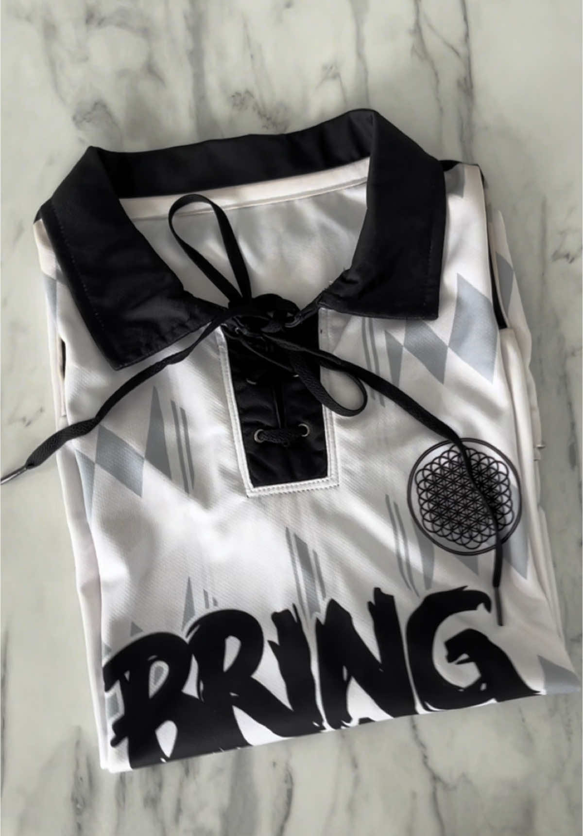 Buruan yang mau co jersey BMTH,langsung aja join live yaa #jersey #fyp 