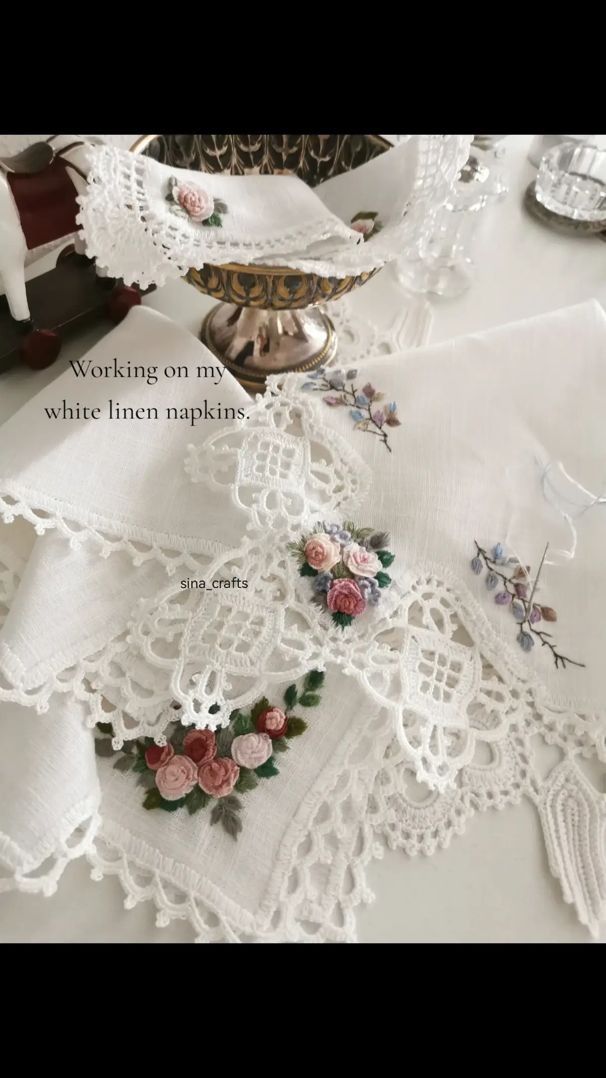 Working on my white linen napkins! #embroidery #broderie #handembroidery 