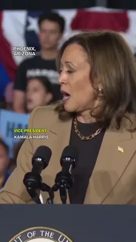 Kamala Harris praises the late Senator John McCain during Phoenix rally #VP #kamala #Harris #Praises #Senator #McCain #ACA #TRUMP #Campaign #Rally #Phoenix #Arizona #News 