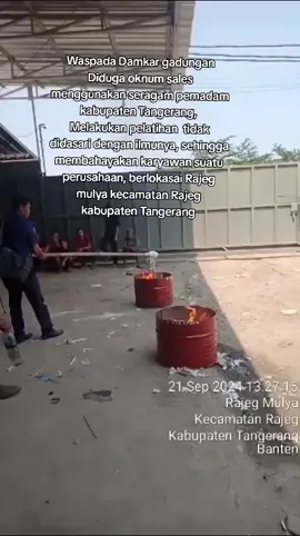 Jaman Sekarang cari duit bakal dilakukan dengan berbagai macam cara, meski itu dilarang #damkar #kabupatentangerang #tangerang 