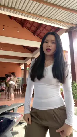 1 chiếc bản nháp 
