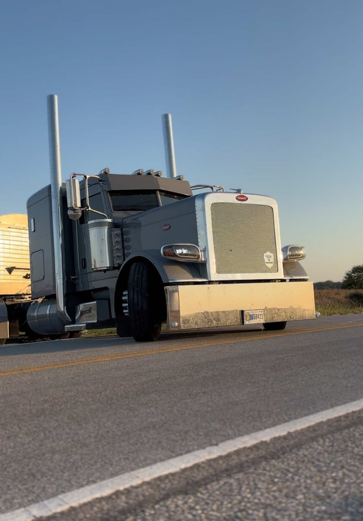 Bilt 4 Business rolling like a bigshot with her hopperbottom in tow! #Lifestyle #semitrucks #ladytrucker #builtnotbought #foryou #fypシ゚viral #customtrucks #customtrucks #largecarmafia #largecar #trux #truxaccessories #peterbiltgang #DickersonCustomTrucks #peterbilt #bigrig #trucksoftiktok #lights #hopperbottommafia #wedemgirls #caseihagriculture #johndeere #field #farmer #ladyfarmer #blowthisup #agriculture #allischalmers #allischalmers7040 #grain #elevator #grainhauler #grainelevator #grainbin #farmtok #farming #farm #farmlifeisthebestlife #farmlife 