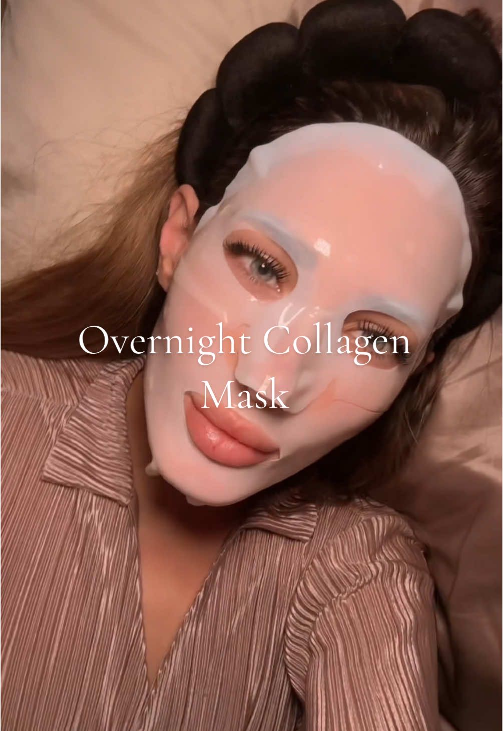 I’ve became quite #obsessed with these collagen face masks! 🤍#collagen #facemask #overnight #hydratedskin #skincare 