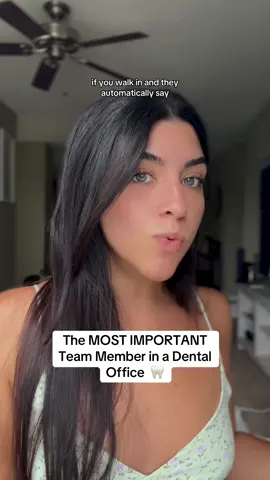 🦷 Receptionist= Director of First Impressions #dentaltok #dentist #dental #dentalstudent 