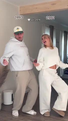 Was ist euer Geburtsjahr ?🤍✨ #beziehung #couple #trend #eyfreundin 